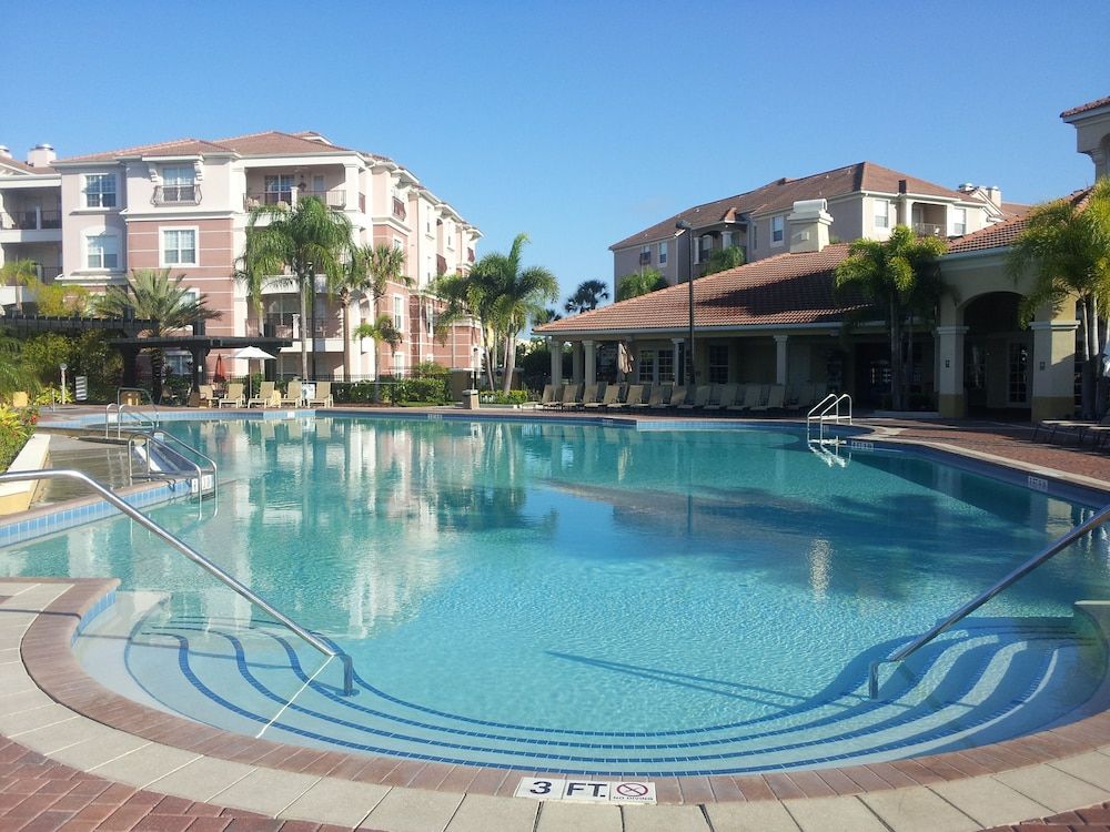 Vista Cay by Orlando Resort Rentals on Universal Boulevard 1