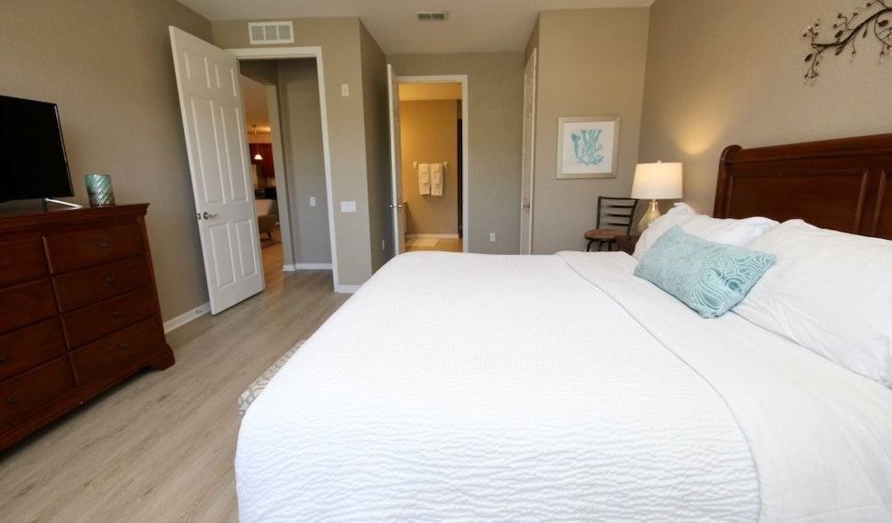 Vista Cay Getaway 1 Vista Cay Getaway 1