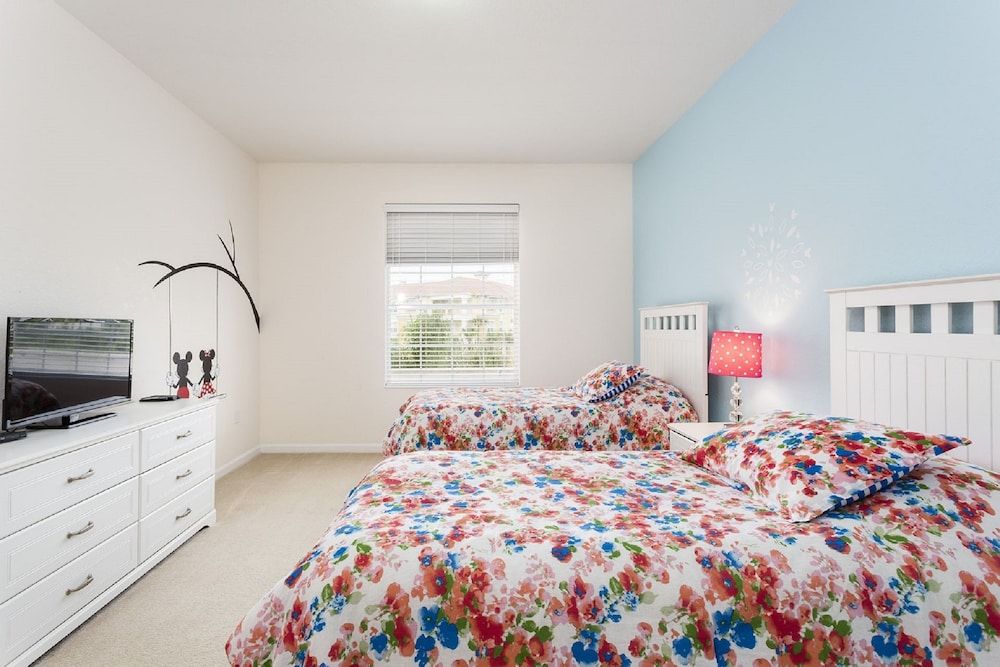 Vista Cay Resort by Intteli Fun Rentals 3 Vista Cay Resort by Intteli Fun Rentals 3