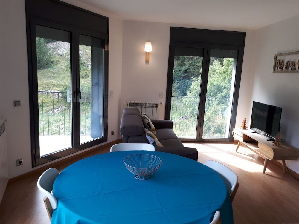 Vitivola Font de Ferro - Ransol 1 Vitivola Font de Ferro - Ransol 1