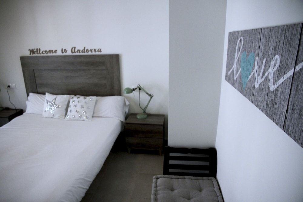 Vitivola Prat Condal 2-4 4t 1a/ 3r 1a 2