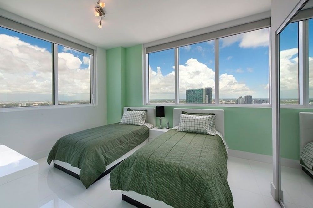 Vizcayne Luxury Condo by 1stHomeRent 3 Vizcayne Luxury Condo by 1stHomeRent 3