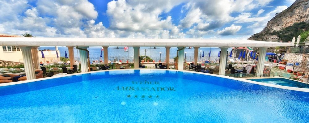 Hotel Weber Ambassador 4 estrelas em Capri