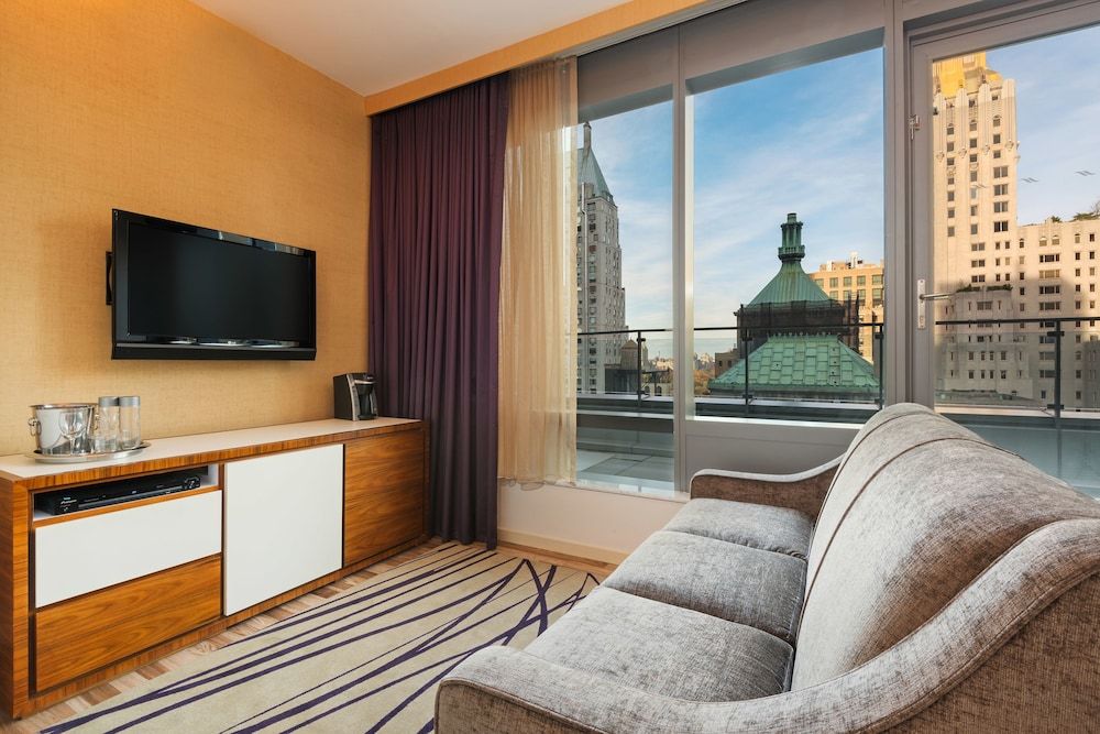 West 57th Street by Hilton Club 3