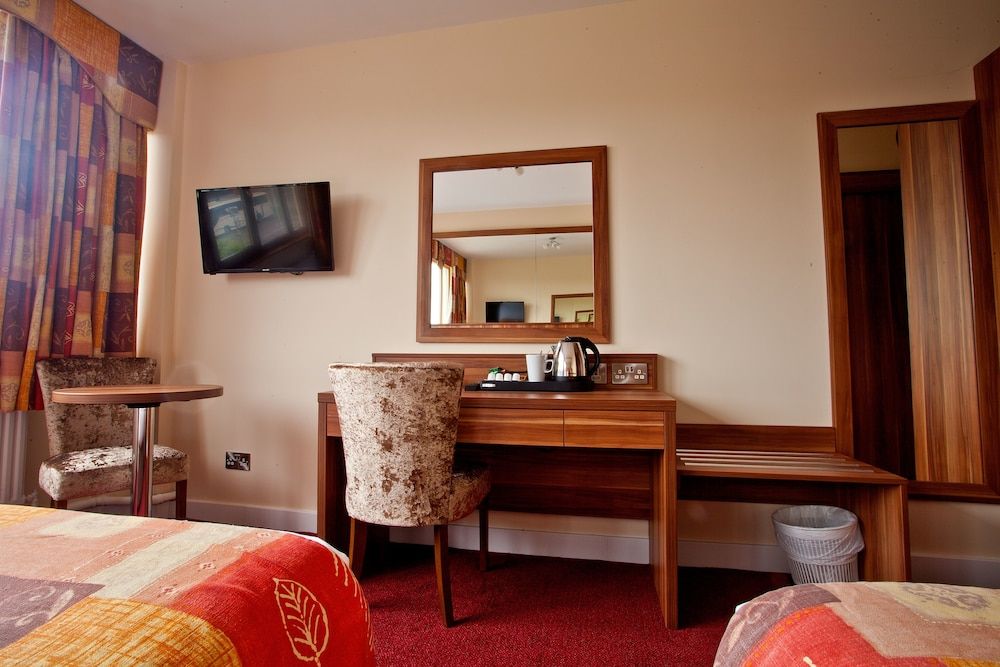 West County Hotel 3