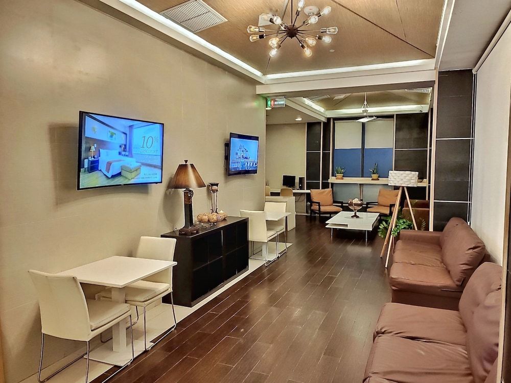 Weston Suites & Hotel 2