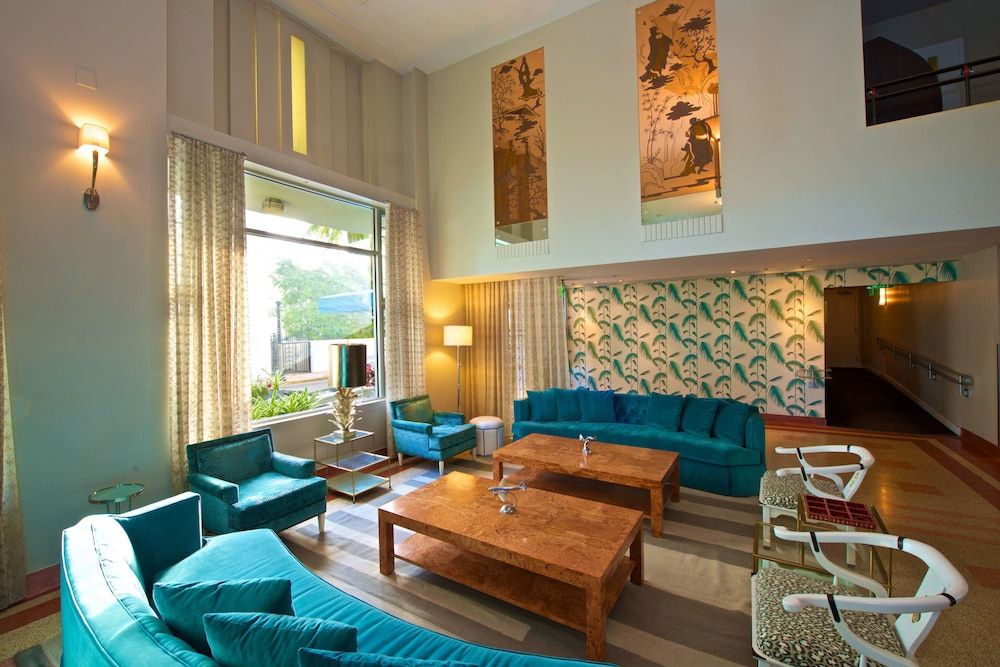 Winter Haven, Autograph Collection 2