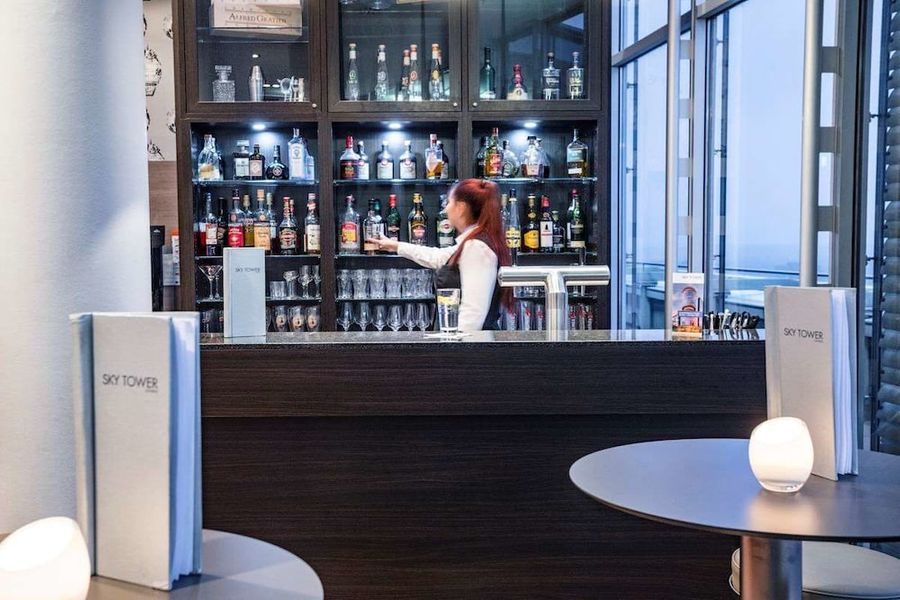 Winters Hotel Berlin Im Spiegelturm em promoção com Traventia.