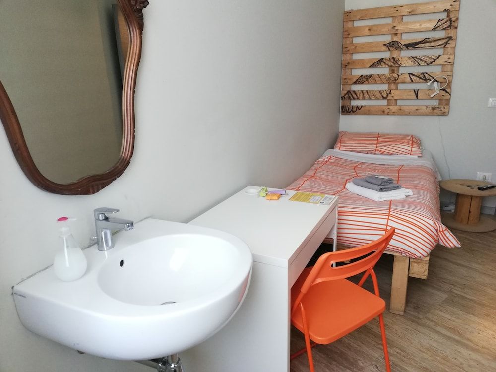 Woodhouse Hotel 2 Woodhouse Hotel 2