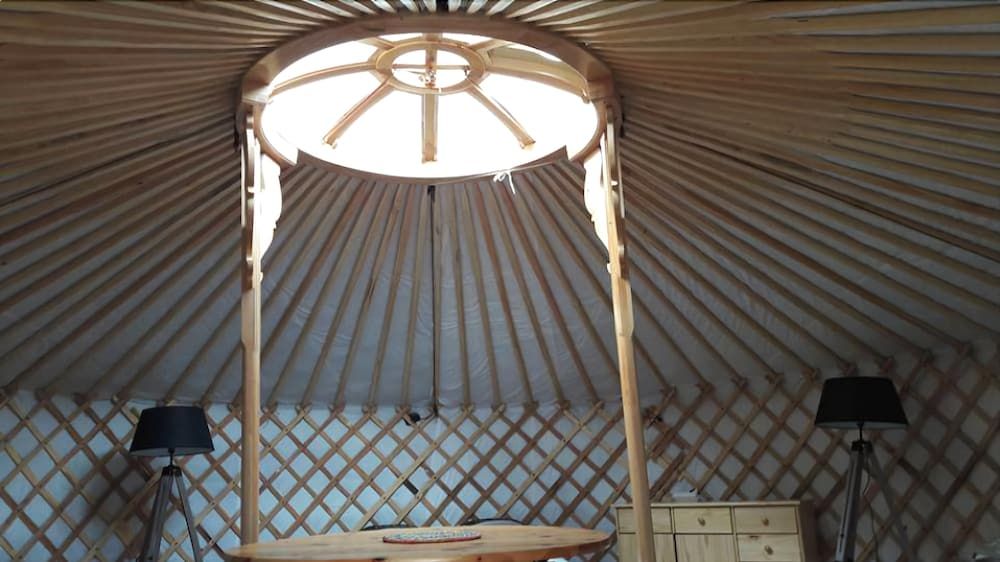 Yourtes Mongoles Gavarnie -1 estrelas em Gèdre