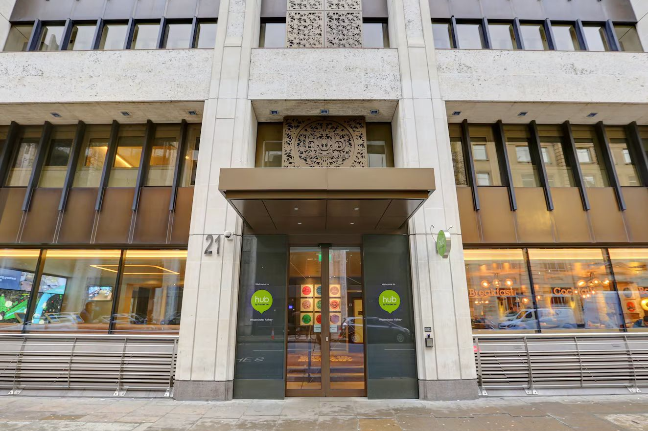 Hub by Premier Inn LON, Westminster Abbey 1 Hub by Premier Inn LON, Westminster Abbey 1