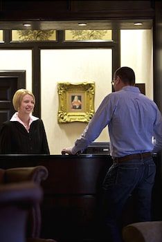 Parliament House Hotel 2