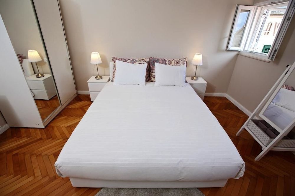 White Stone Apartment  Diocletian Palace 2