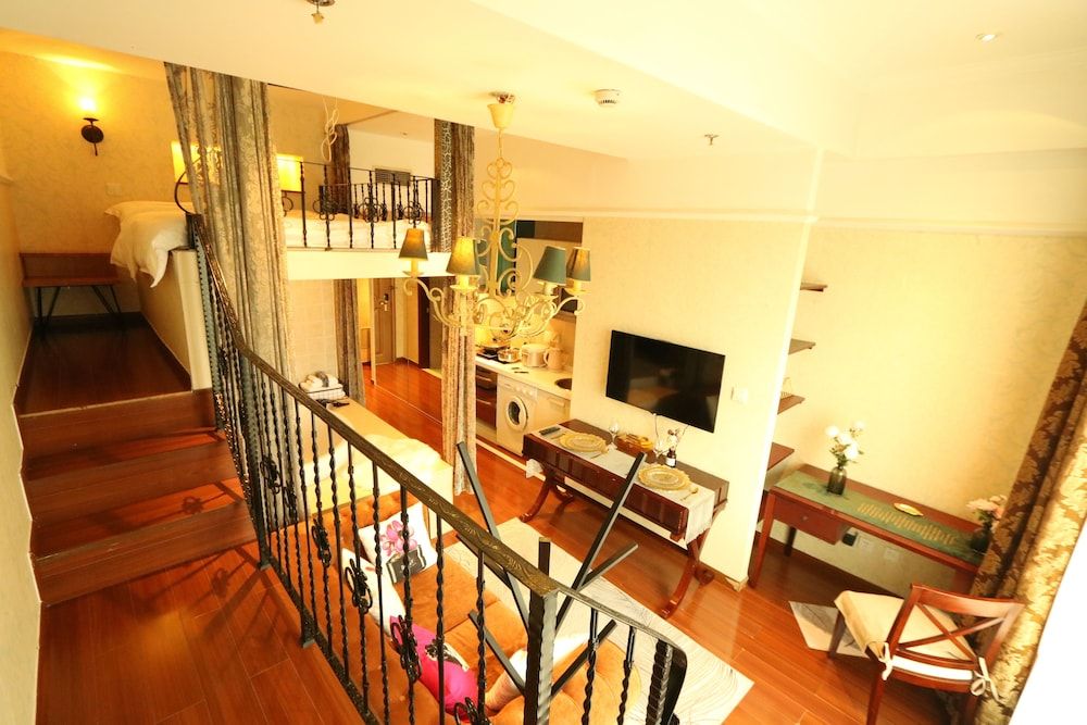 Warm Journey Apartment 2