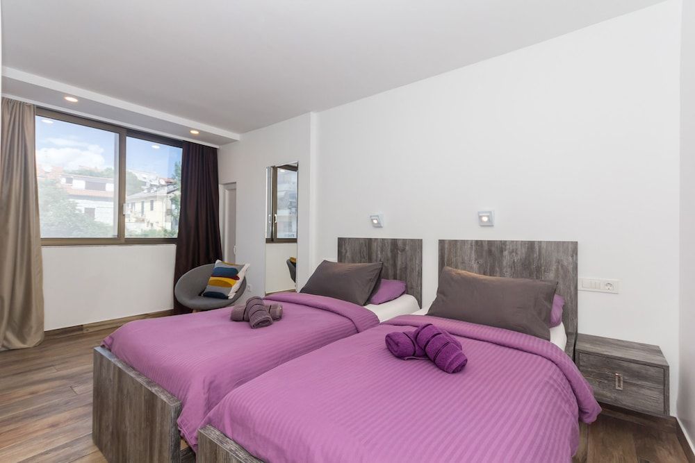 Apinelo Tower Rooms 4 estrellas en Split