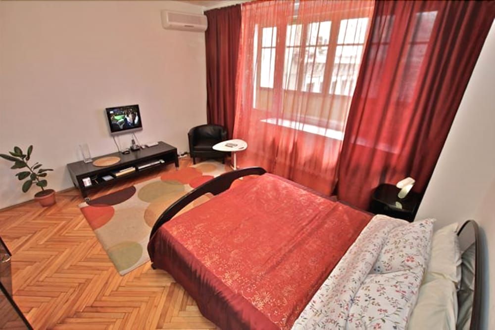 TVST Apartments Vorotnikovskiy Pereylok 2