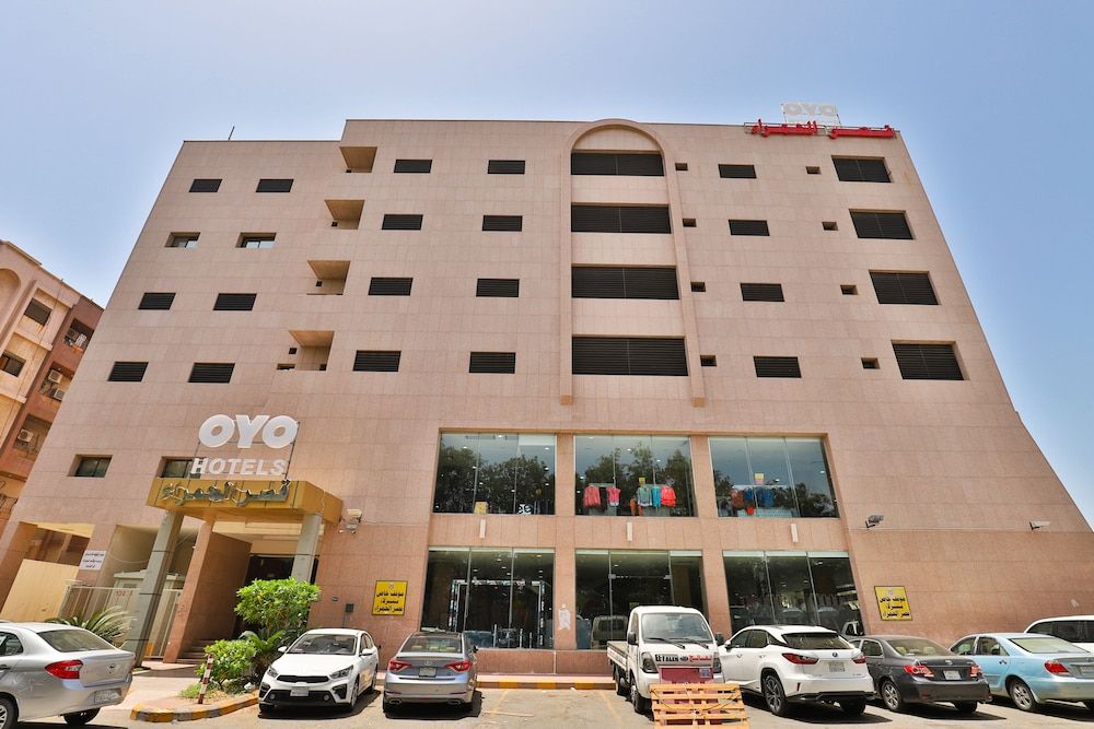 OYO 125 Al Hamra Palace 1
