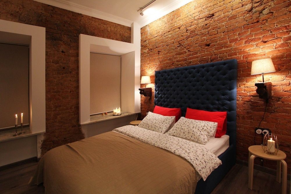 Cohome Apartment Lomonosova 24