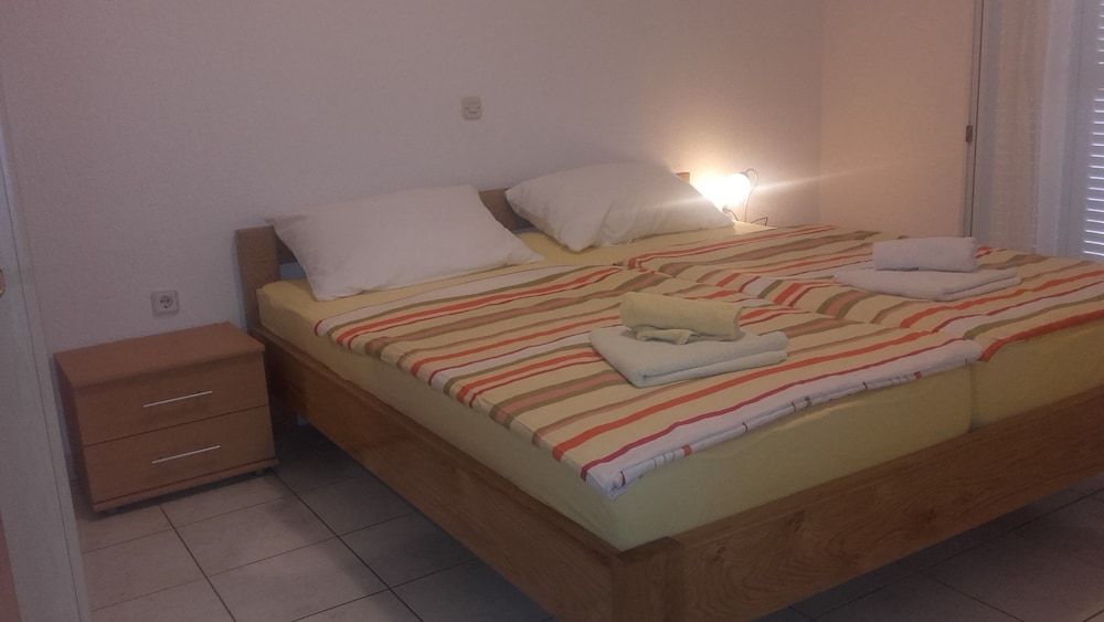 Hot beat of sea in area apartments - Adults Only 2