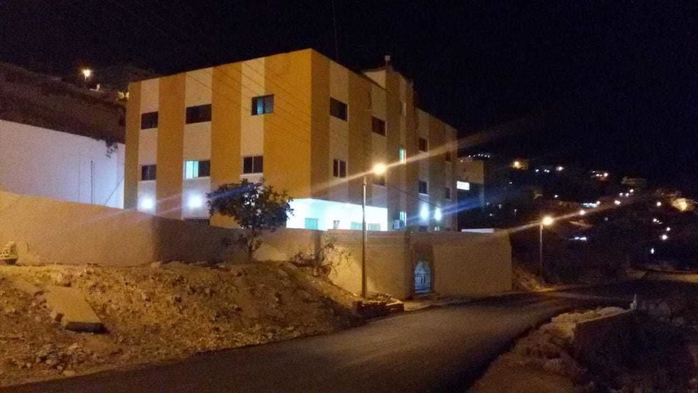 Petra Guests Hotel 3 estrellas en Wadi Musa