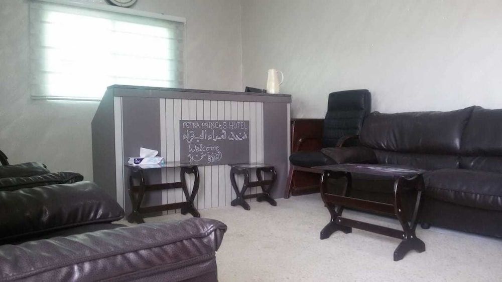 Petra Guests Hotel 2