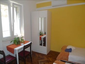 Apartments Optimist City Center 2