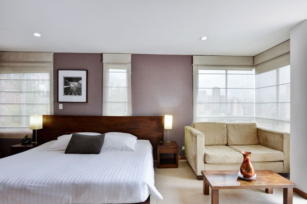 Cyan Suites Poblado by mde bnb 1