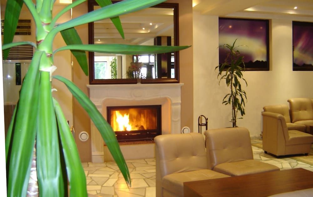 Hotel Finlandia- Half Board 2