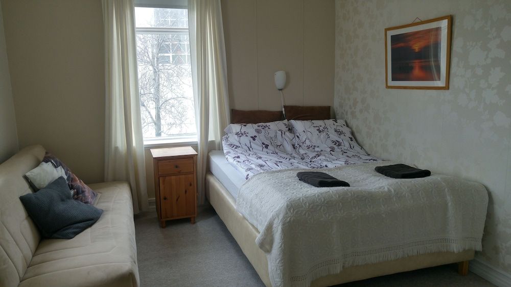 Guesthouse Sólgarðar 2