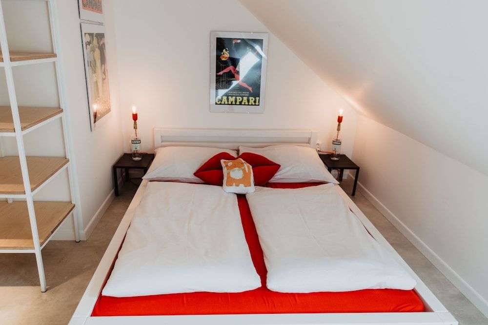 Street food Possonium Apartments 3