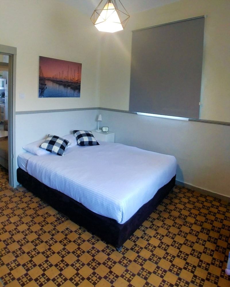 Neve Tzedek Apartments 3