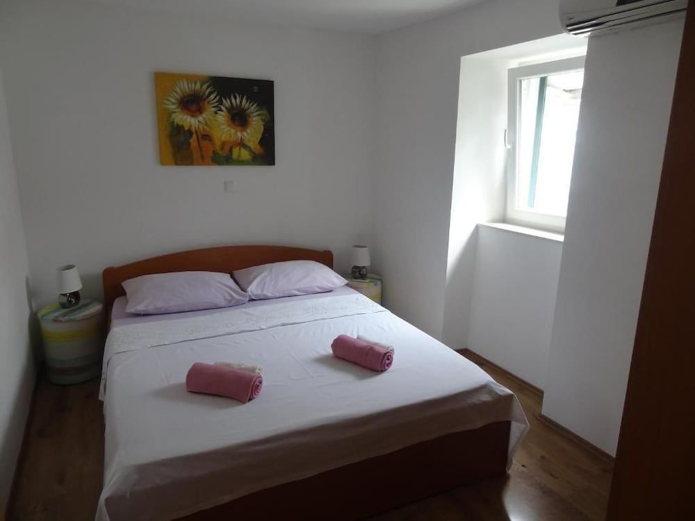Apartments Donda 2