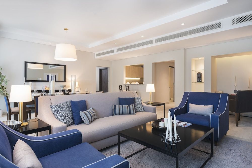 Centara West Bay Residences & Suites 1