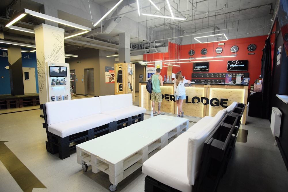 Riders Lodge Hotel 2