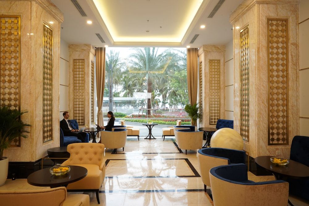 Vinpearl Condotel Beachfront Nha Trang 2