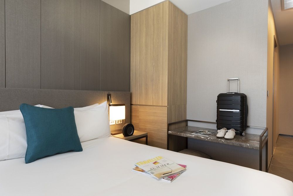 Novotel Melbourne Central 3