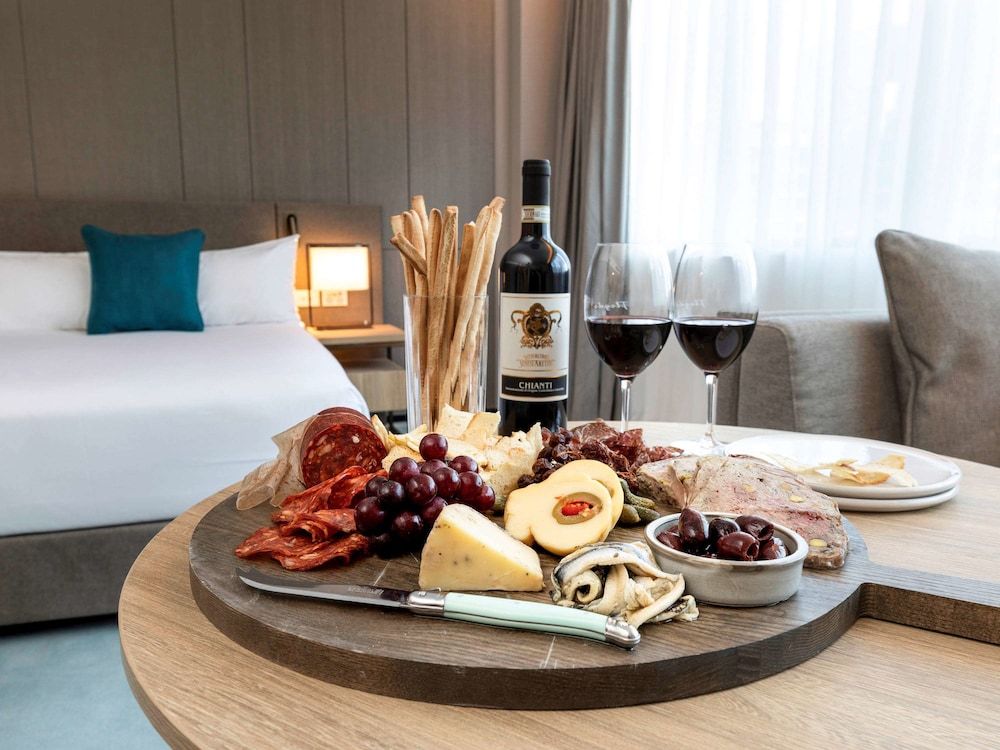 Novotel Melbourne Central 1