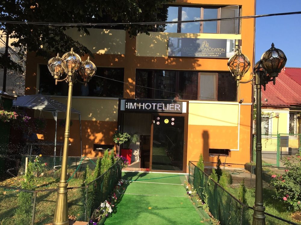 Magic Accommodation 1