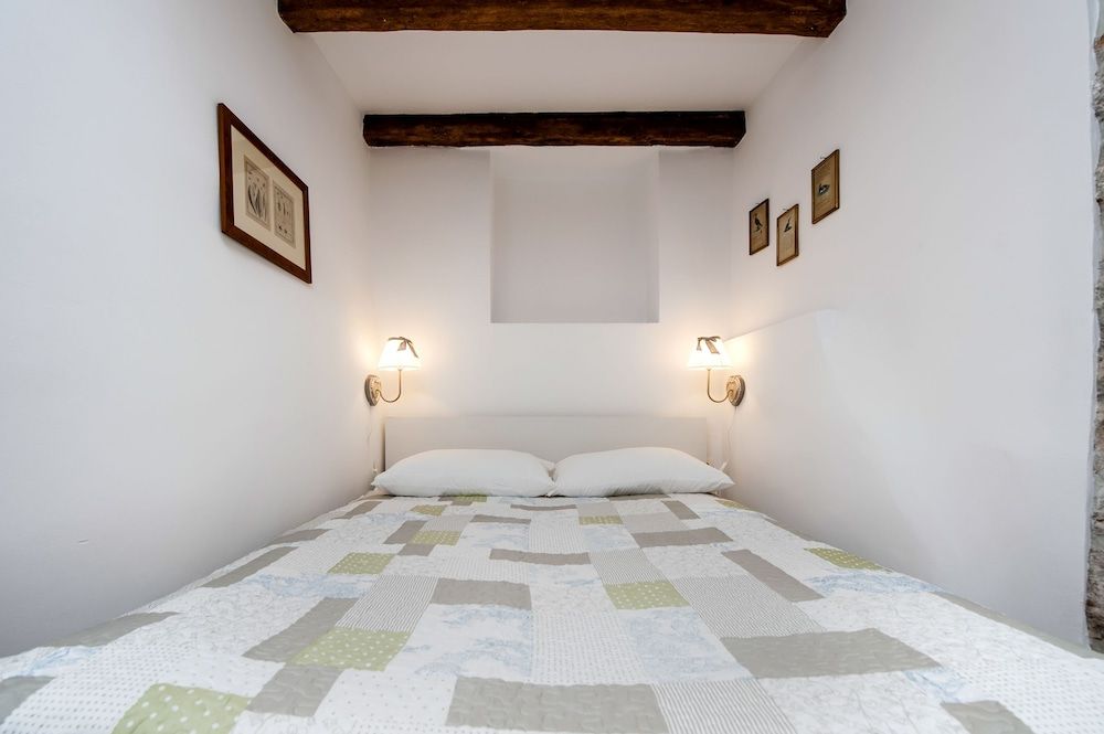 Apartment and Studio CA 3 VIE 3