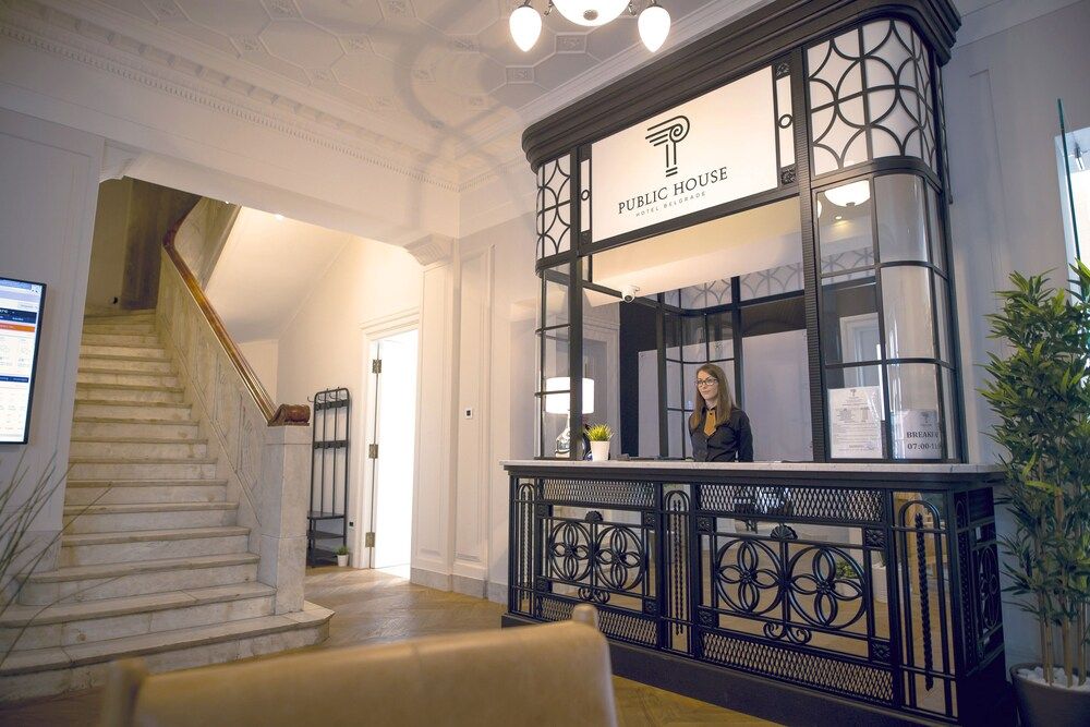 Public House Hotel 3
