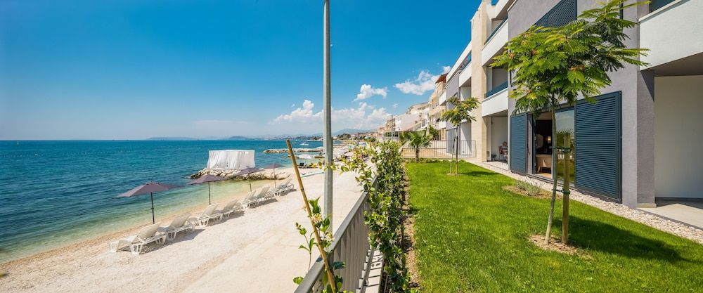 Exclusive Apartment/Villa Four Brothers