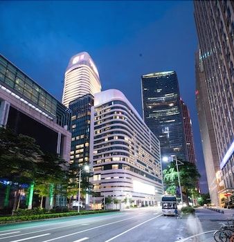 Grand Mercure Guangzhou Zhujiang New Town 1