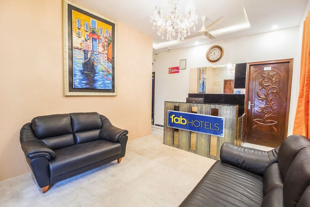 FabHotel Corporate Crown II Koramangala 2