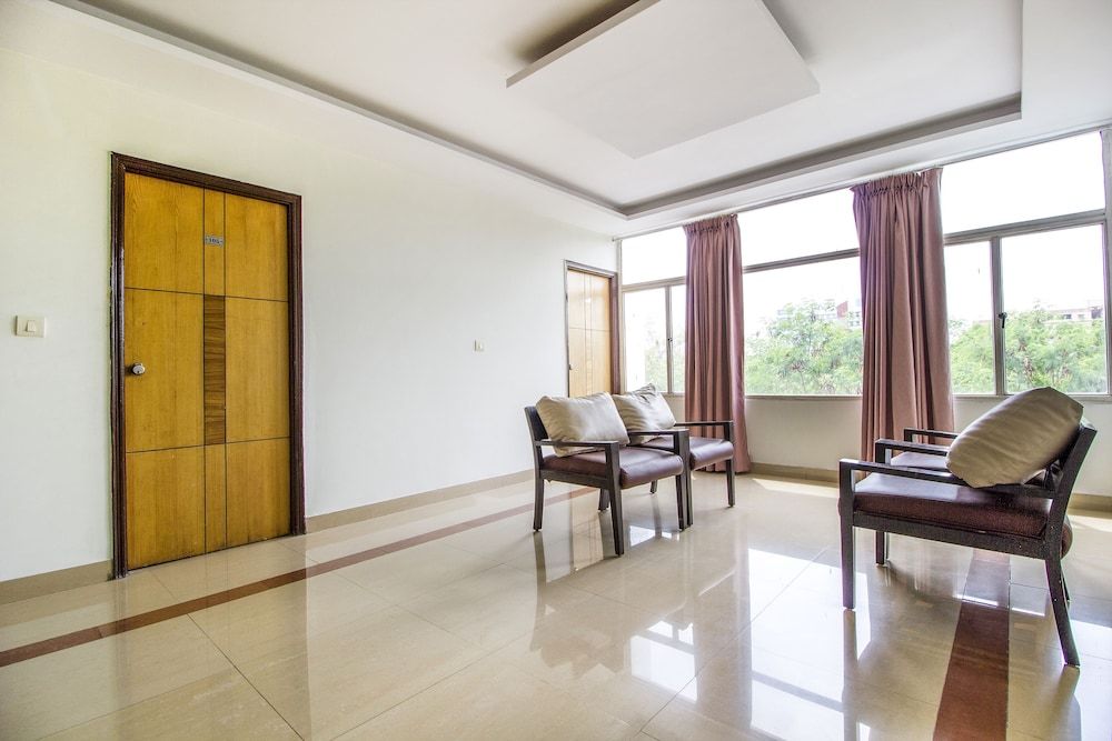 FabHotel Prowell Caprock Hitech City 3