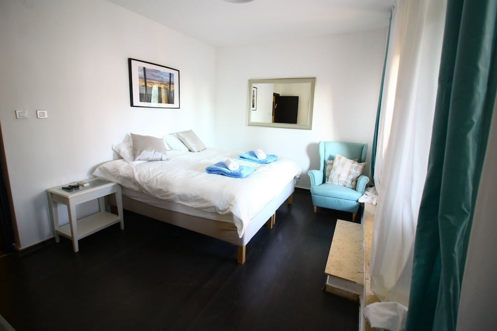 Luxury Private Mansion - German Colony 3