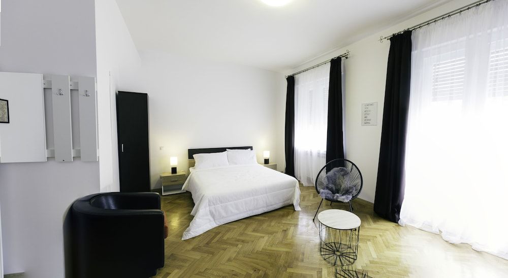 Street View Apartments 1