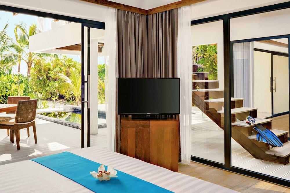 Movenpick Resort Kuredhivaru Maldives 3