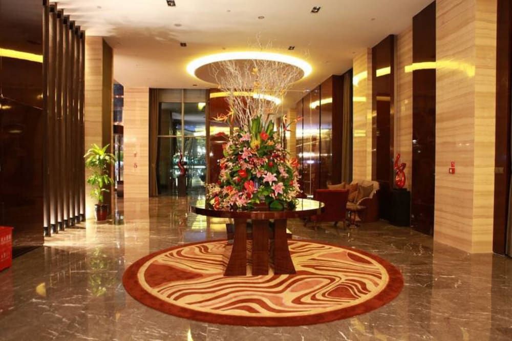 Totem Platinum Hotel 3