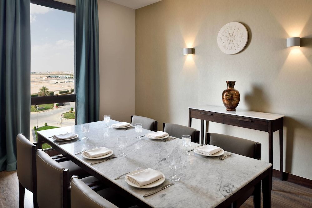 Riyadh Airport Marriott Hotel 3
