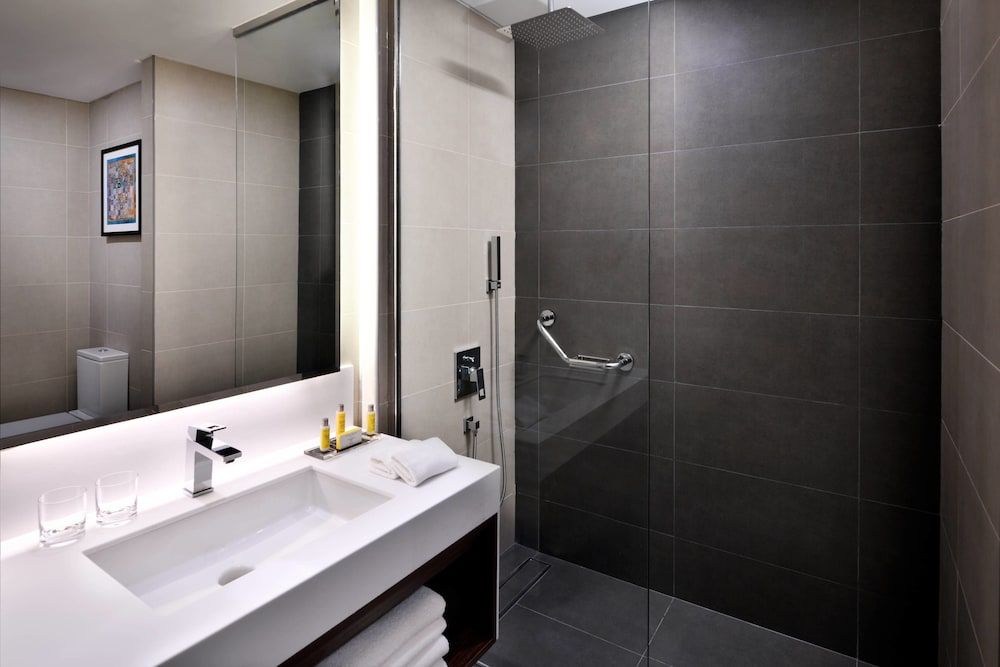 Riyadh Airport Marriott Hotel 2